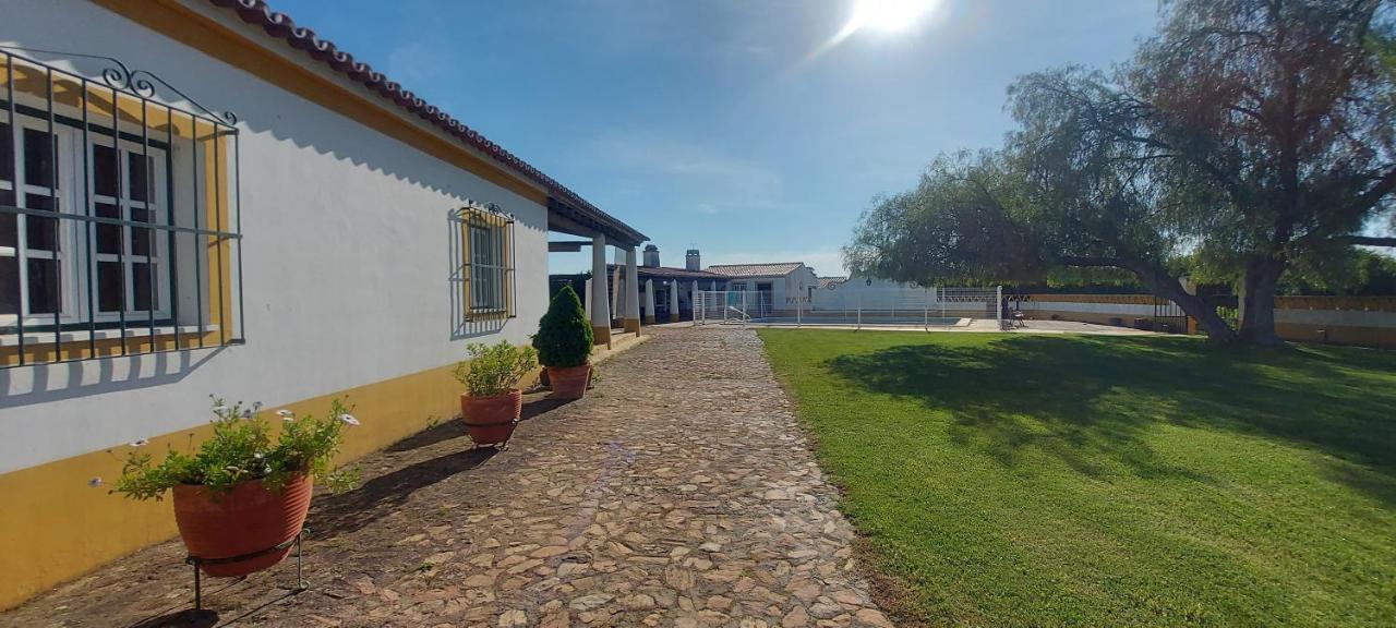 Montinho Do Palanque Holiday home Viana do Alentejo